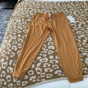 Vuori crop Joggers